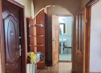 Продаю 2-ком. квартиру, 42 м2, Барнаул, улица Сухэ-Батора, 10, Индустриальный район