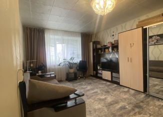 Продаю 1-комнатную квартиру, 36 м2, Бугуруслан, 1-й микрорайон, 19
