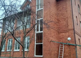 Продаю дом, 270 м2, Ростовская область, бульвар Джордано Бруно