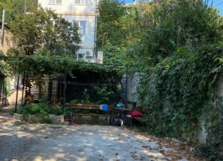 Продам дом, 215 м2, Алушта, улица Карла Маркса