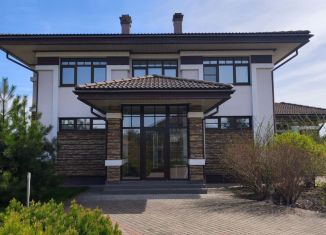 Продаю дом, 240 м2, Ленинградская область