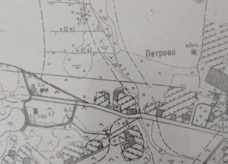 Продаю участок, 300 сот., деревня Петрово