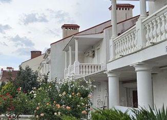 Продам коттедж, 265 м2, Севастополь, улица Ефремова, 17Б