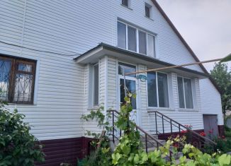 Продается дом, 170 м2, Кинель, площадь Мира