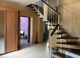 Продается дом, 330 м2, Жуковка, улица Чапаева, 41Д