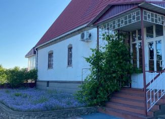 Продам дом, 300 м2, Киров, улица Мира, 24А