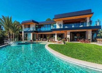 Продам дом, 450 м2, Краснодарский край, улица Войтенко