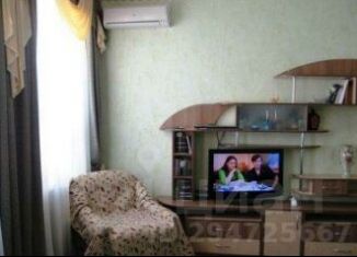 Сдается в аренду дом, 10 м2, Крым, улица Просмушкиных, 7
