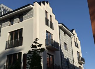 Дом на продажу, 281.5 м2, Калининградская область, улица Лукашова, 28А