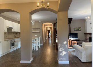 Продаю дом, 270 м2, Любань, улица Карла Маркса