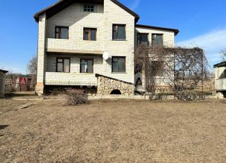 Продам дом, 200 м2, хутор Богураев, Центральная улица