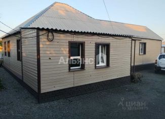 Продаю дом, 100 м2, Шахты, площадь Ленина