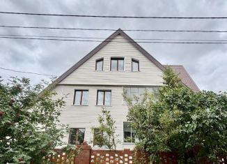 Продаю коттедж, 276 м2, Казань, улица Таулы, 3