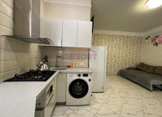 Сдаю в аренду 2-комнатную квартиру, 55 м2, Ялта, улица Игнатенко, 5