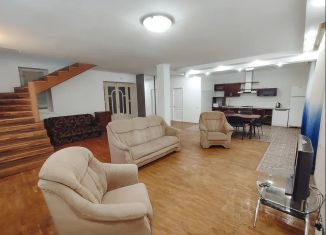 Сдам в аренду дом, 180 м2, Севастополь, улица Авдеева, 6