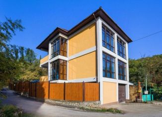 Сдается дом, 220 м2, Крым