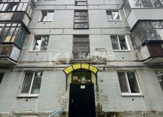 Продам 3-ком. квартиру, 61.8 м2, Свердловская область, улица Бажова, 8
