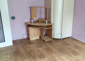 Продаю комнату, 200 м2, Калужская область, улица Гурьянова, 5