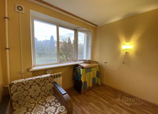 Продам комнату, 12 м2, Севастополь, улица Героев Подводников, 8