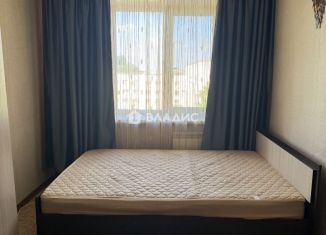 Продаю комнату, 65 м2, Белгород, улица Горького, 67