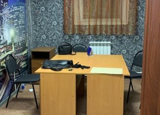 Продаю офис, 50 м2, Казань, улица Побежимова, 36, Авиастроительный район