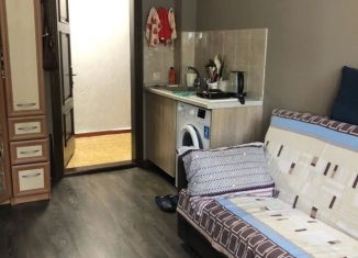 Продаю комнату, 11 м2, Курск, улица Дейнеки, 10
