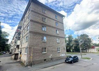 Продам комнату, 84.2 м2, Псковская область, улица Гагарина, 13
