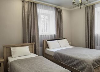 Сдам в аренду комнату, 26 м2, Таганрог, улица Чехова, 121