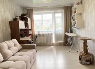 Продаю 3-ком. квартиру, 60 м2, Иркутск, микрорайон Первомайский, 7А