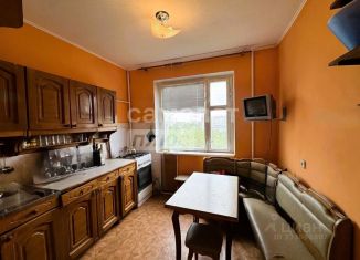 Продается двухкомнатная квартира, 52.8 м2, Крымск