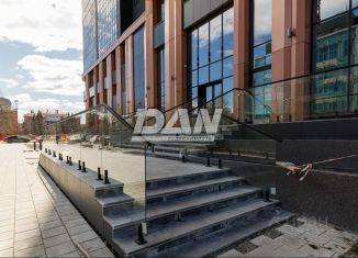 Двухкомнатная квартира на продажу, 83.4 м2, Челябинск, Центральный район, улица Труда, 157А