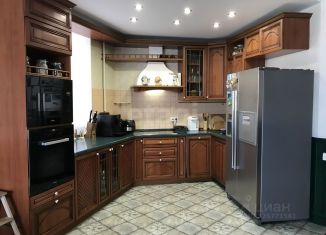 Продается 5-ком. квартира, 160 м2, Пермский край, улица Попова, 21
