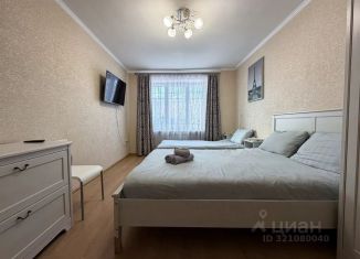Сдам в аренду 2-ком. квартиру, 44 м2, Мурманская область, улица Карла Маркса, 7А