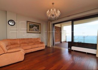 Сдаю 3-комнатную квартиру, 145 м2, Ялта, Парковый проезд, 6А
