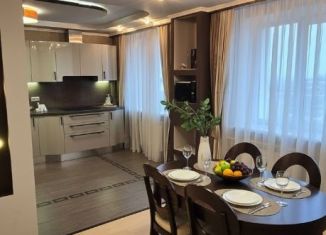 Продается трехкомнатная квартира, 113.9 м2, Белгород, улица 5 Августа, 31