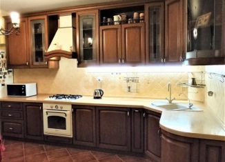 Продается 3-комнатная квартира, 106 м2, Белгород, бульвар Юности, 23