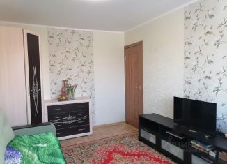 Продается 3-ком. квартира, 58 м2, Омск, улица Багратиона, 25