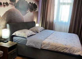 Сдаю 2-ком. квартиру, 52 м2, Севастополь, улица Хрусталёва, 167Д