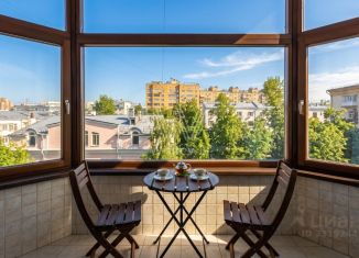 Продам 3-комнатную квартиру, 115 м2, Москва, Машкова улица, 6с1