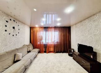 Продаю 4-ком. квартиру, 75.7 м2, Кемеровская область, улица Космонавтов, 77/1