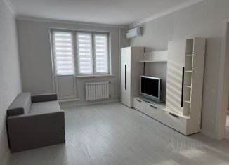 Сдаю 1-ком. квартиру, 40 м2, Москва, Кантемировская улица, 53к1, метро Кантемировская