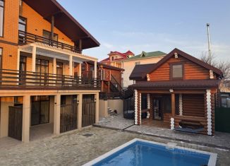 Коттедж на продажу, 457 м2, Краснодарский край, улица Дмитрия Орехова, 30