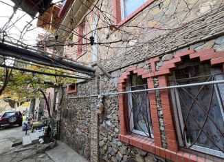 Продаю дом, 212.4 м2, Алушта, улица Пуцатова