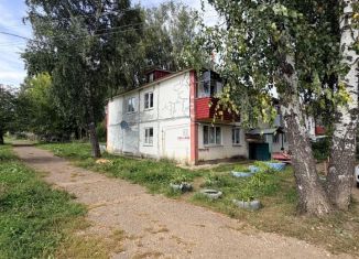 Продаю 2-ком. квартиру, 44.5 м2, посёлок Совхоз Коммунар, Школьная улица, 14