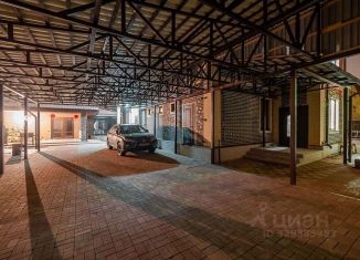 Сдам в аренду дом, 600 м2, Москва, улица Ленина, 18/2с2