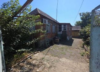 Продается дом, 80 м2, поселок городского типа Ильский, Советская улица