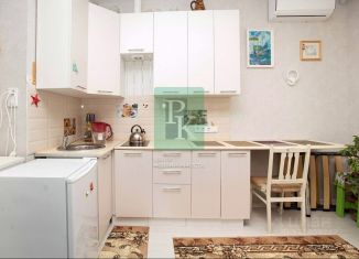 Продам комнату, 16.4 м2, Севастополь, улица Героев Севастополя, 86