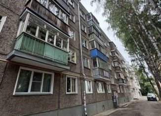Продажа комнаты, 44 м2, Кировская область, улица Защитников Отечества, 34