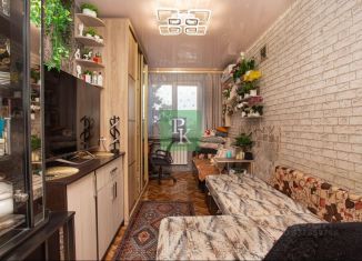 Продаю комнату, 12.4 м2, Севастополь, улица Героев Подводников, 6