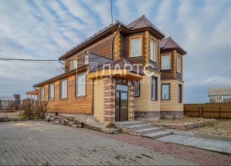 Продаю коттедж, 173 м2, Свердловская область, Больничная улица, 1